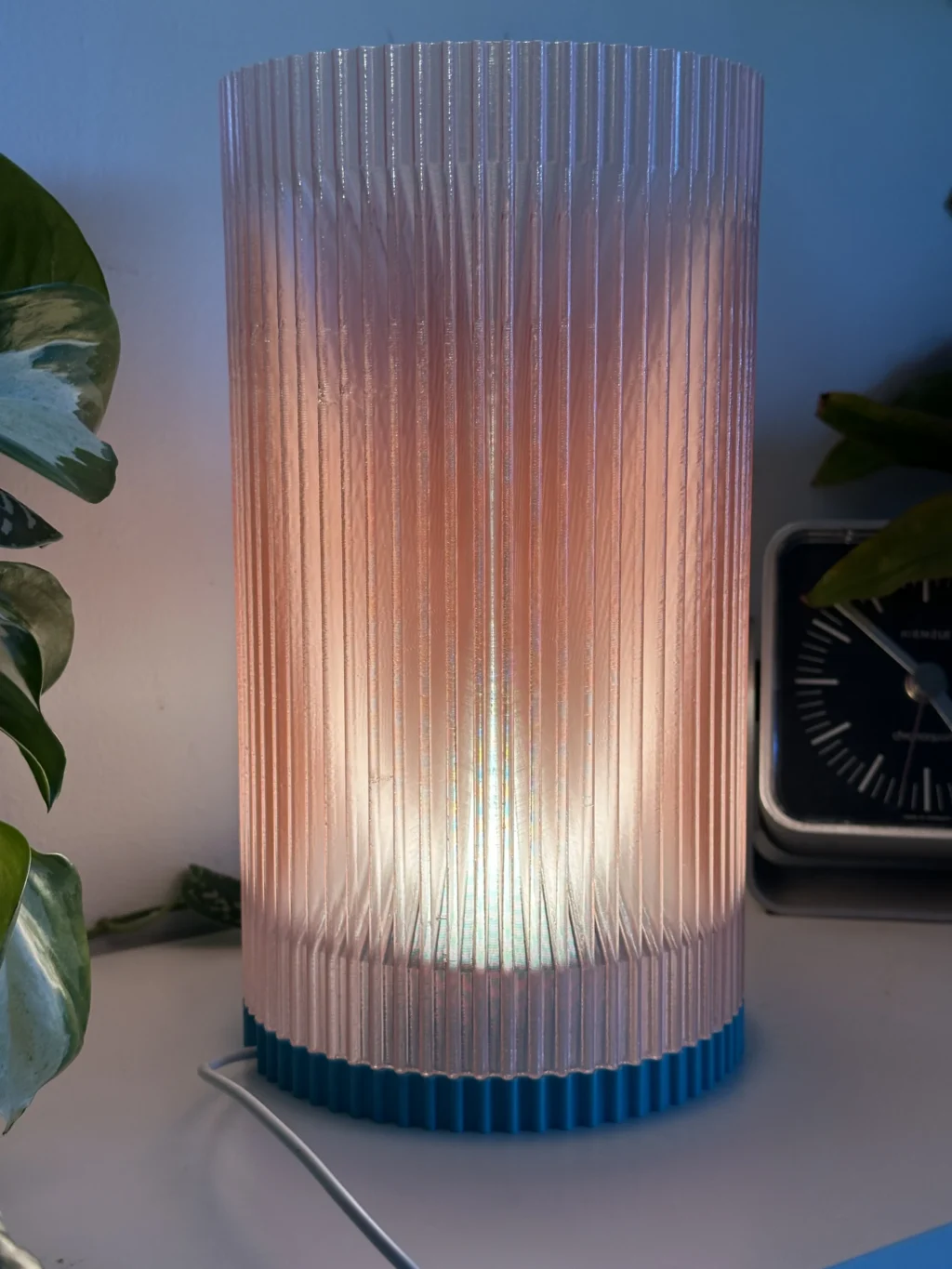 Lámpara Prisma - acanalada con luz interior